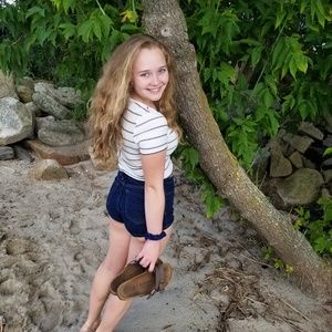 Meet your Posher, Madison